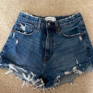 Abercrombie Distressed High Rise Mom Short